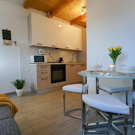 G&b Apartment *