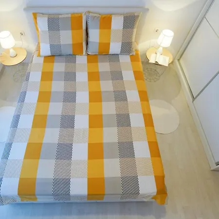 Apartment G&b *