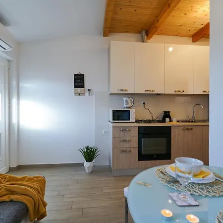 Apartment G&b Zadar